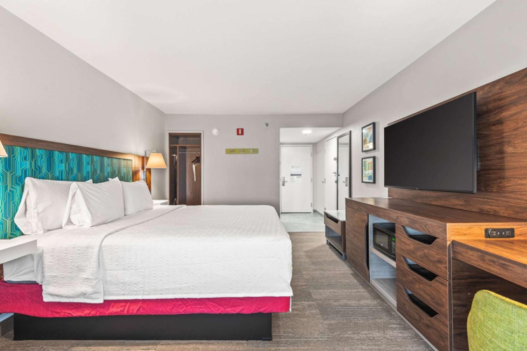 Hampton Inn Columbus-North Exterior photo
