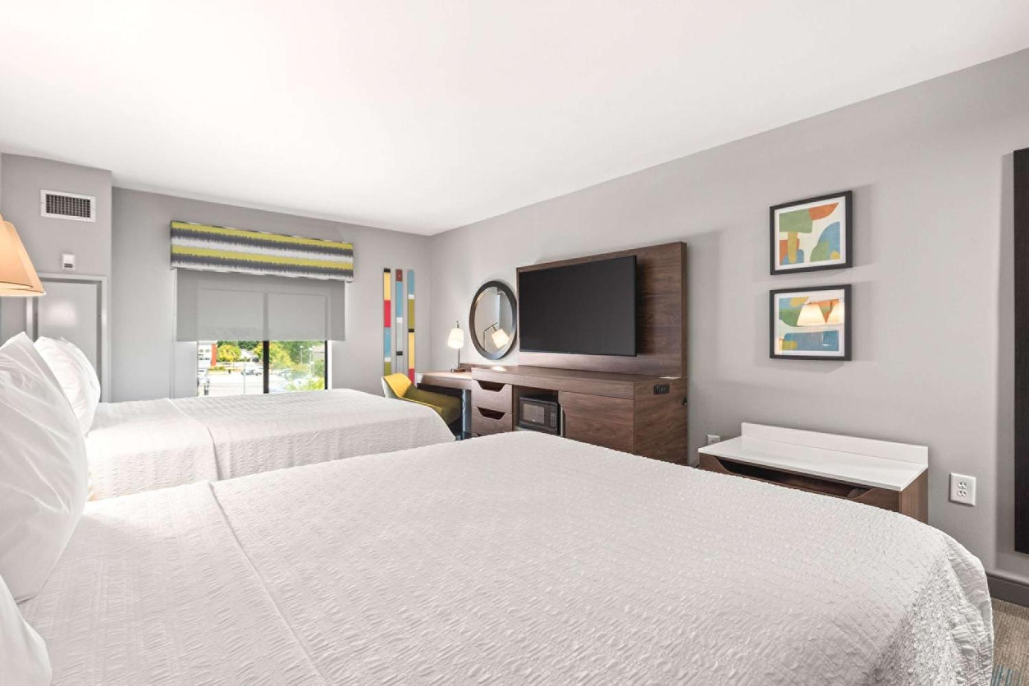 Hampton Inn Columbus-North Exterior photo